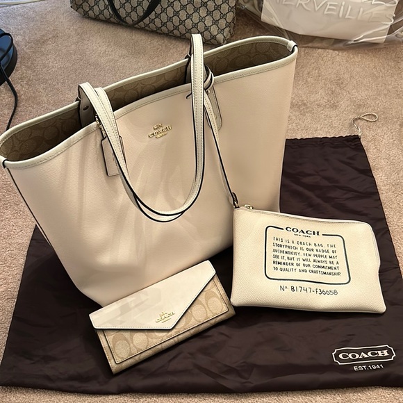 Handbags - EUC Coach Reversible Tote With Attached Pouch, Wallet, Duster.
